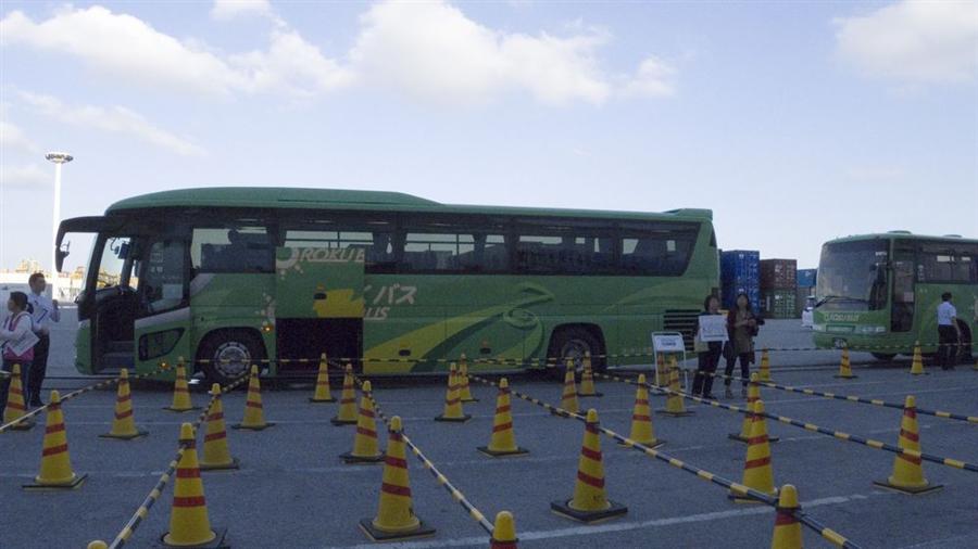 安謝新港接駁車